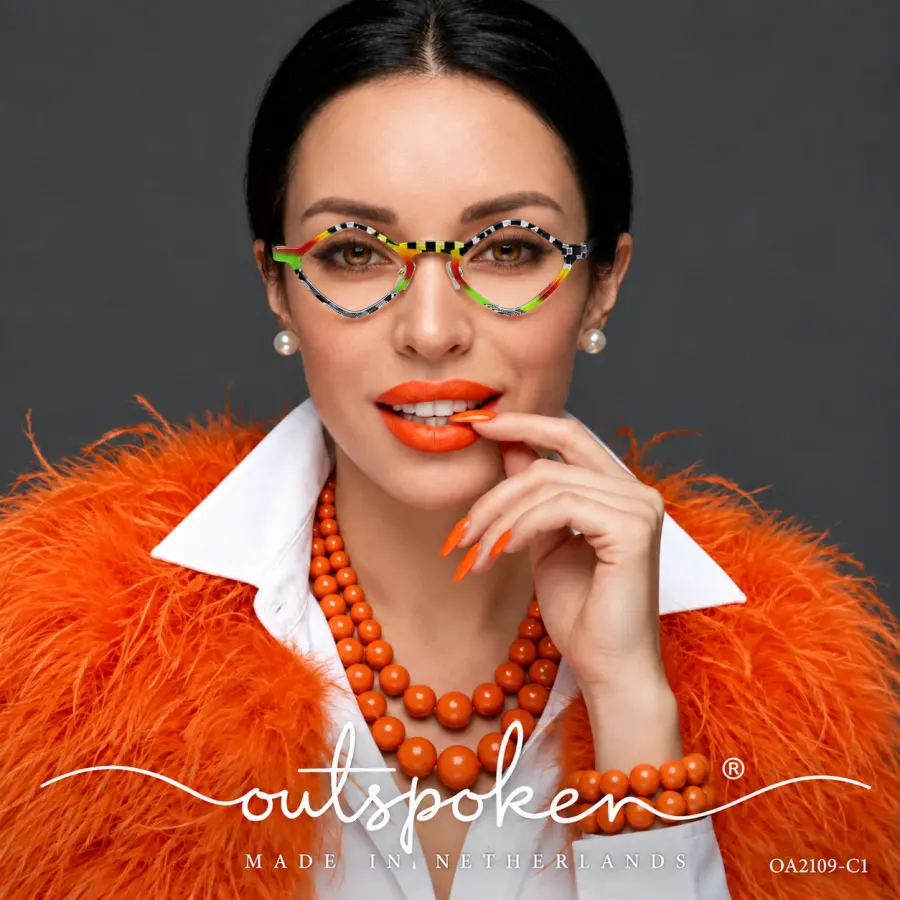 Outspoken OA2109 getragen