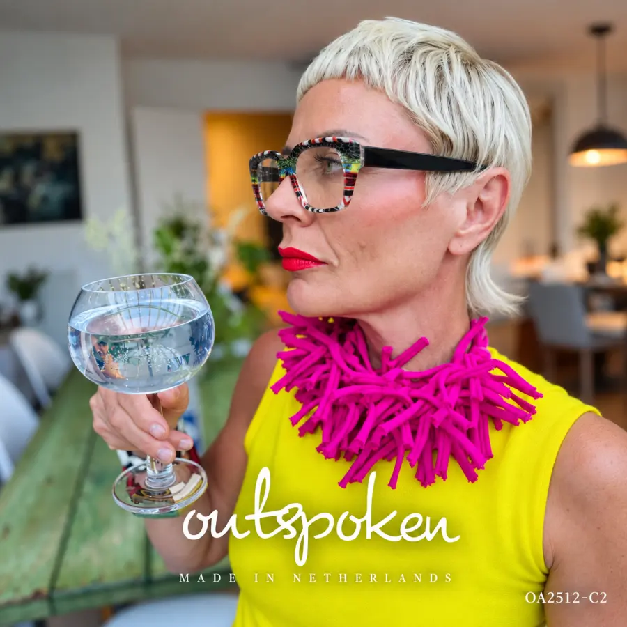 Outspoken OA2512 getragen